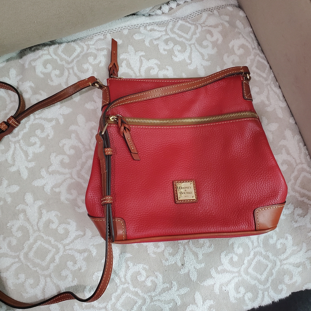 IUC Dooney & Bourke Red and Brown Crossbody Bag with Gold Accents